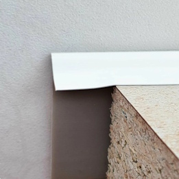 Уплотнительный плинтус