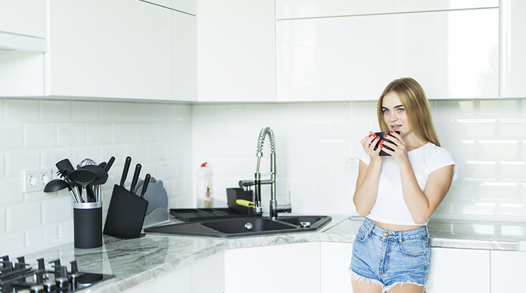 Столешница для белой кухни 1.jpg